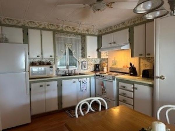 1977 Sunc Manufactured Home