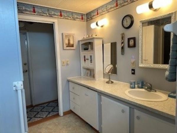 1977 Sunc Manufactured Home