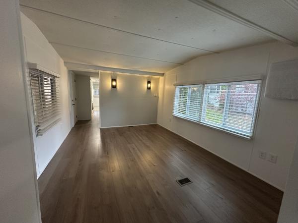 1972 Newport Newport Mobile Home