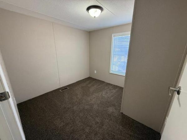 2006 Fleetwood Anniversary Mobile Home