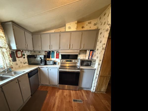 1999 Champion Mobile Home