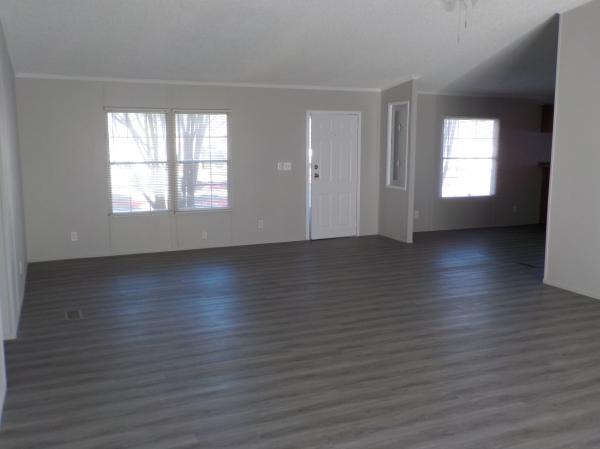 2000 Fleetwood Glenbrook Mobile Home