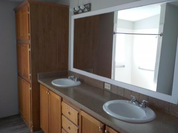 2000 Fleetwood Glenbrook Mobile Home