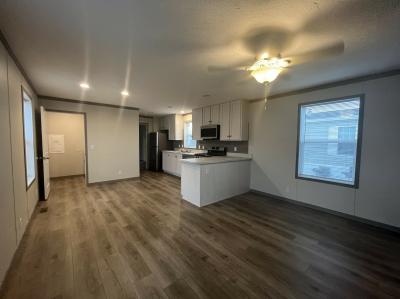 Mobile Home at 5084 W Tothill Cir Sterling Heights, MI 48310