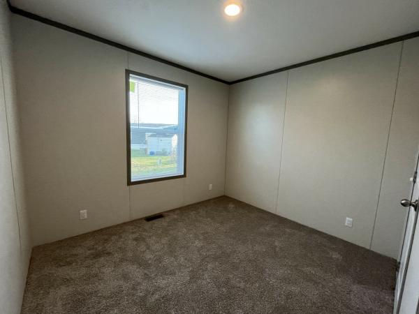 2026 Clayton 95PLH24563B Mobile Home