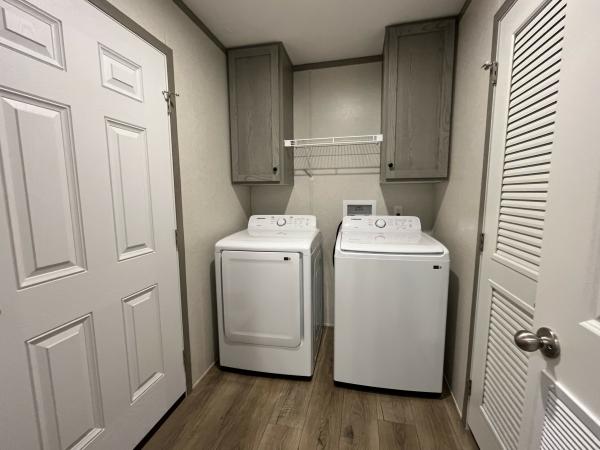 2026 Clayton 95PLH24563B Mobile Home