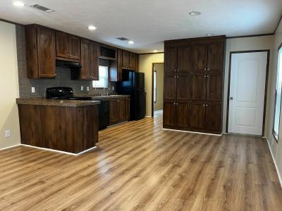 Photo 5 of 35 of home located at 709 North Collins Frwy, #259 #259 Howe, TX 75459
