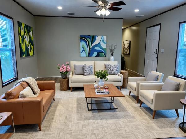 2017 CMH Manufacturing Inc  Home