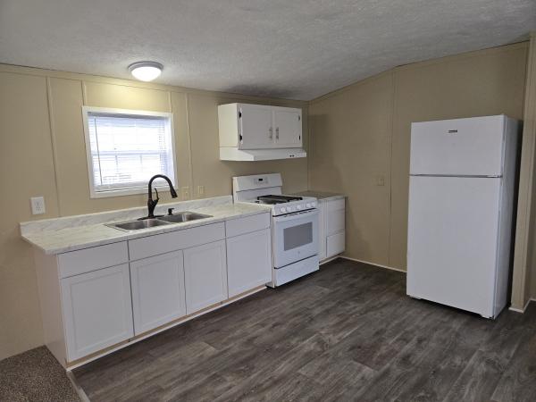 2000 Dutch Park Mobile Home For Sale