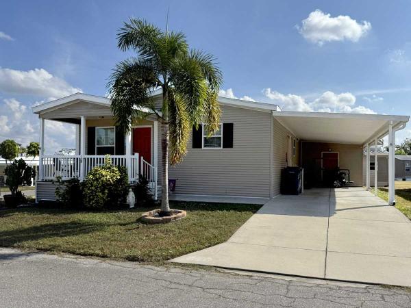 Photo 1 of 2 of home located at 109 Holland St Ellenton, FL 34222