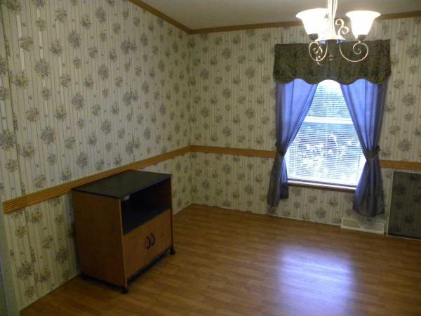 1999 Manufactured Home