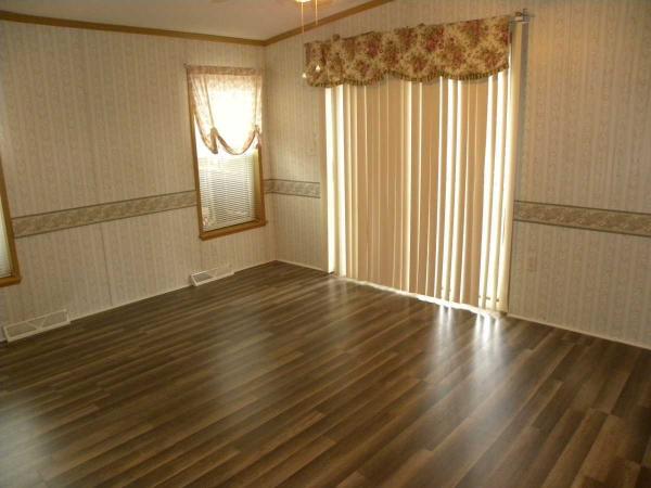 1999 Manufactured Home