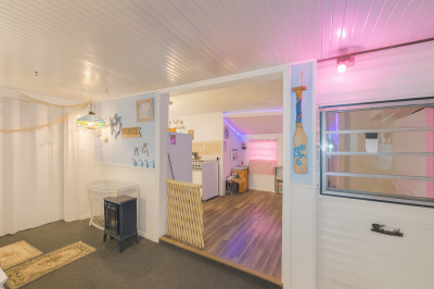 Photo 2 of 11 of home located at 6900 Ulmerton Rd Largo, FL 33771