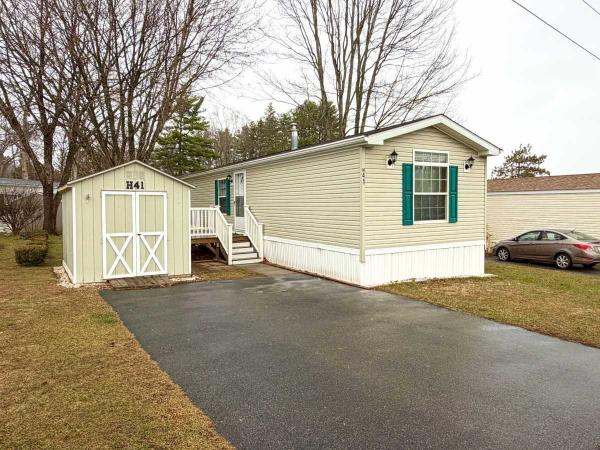 2010 Eagle River Mobile Home For Sale