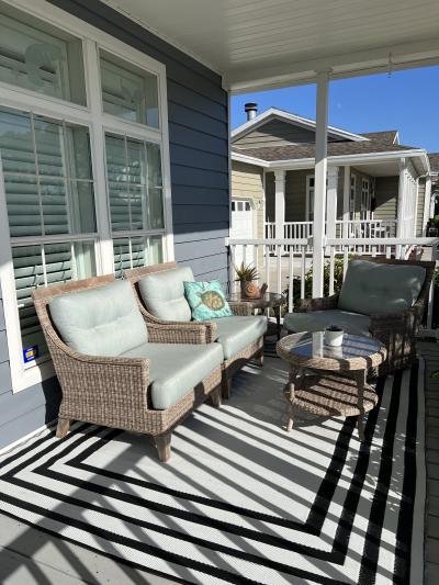 Photo 4 of 40 of home located at 2429 Pier Drive Ruskin, FL 33570