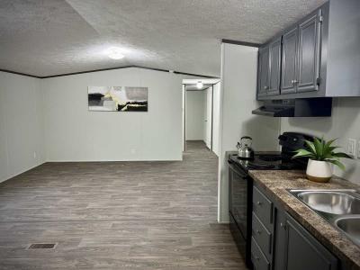 Photo 4 of 15 of home located at 988 Jenny Ct Florence, KY 41042