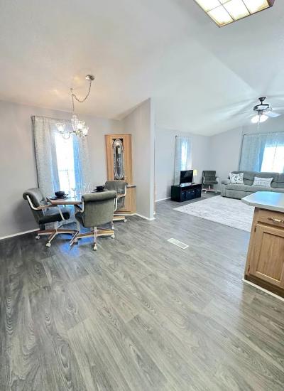 Photo 4 of 16 of home located at 10650 S. Avenida Compadres #46 Yuma, AZ 85367