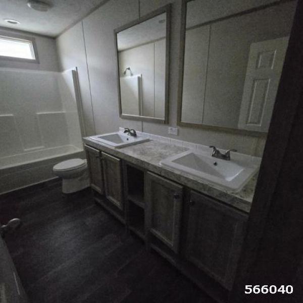 Photo 1 of 2 of home located at Rodney's Mobile Home Service 12135 Highway 59 Splendora, TX 77372