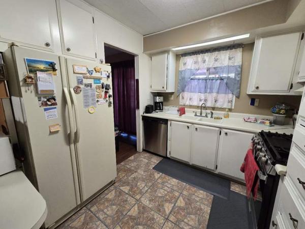 1971 Golden Manor Manufactured Home