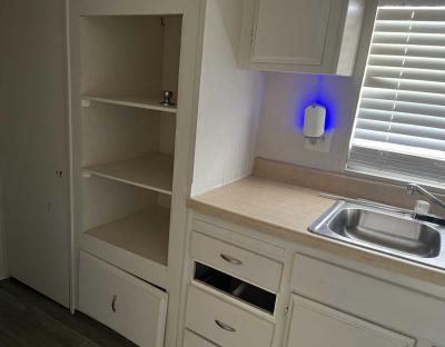 Photo 4 of 8 of home located at 583 Lesperance Ct N Rochester Hills, MI 48307