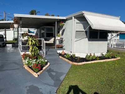 Mobile Home at 2463 Gulf To Bay Blvd, Lot 250 Clearwater, FL 33765