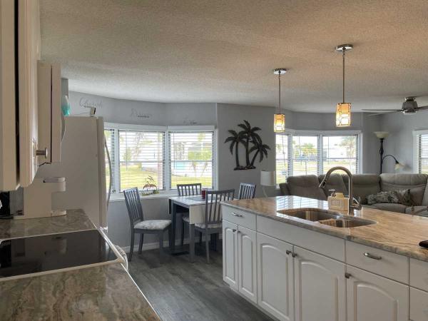 1974 Pkwy HS Mobile Home