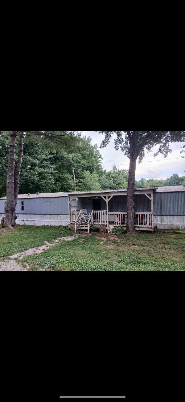 Photo 1 of 2 of home located at 333 Green Holly Trail Kernersville, NC 27284