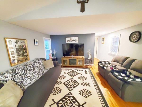 1992  Mobile Home For Sale