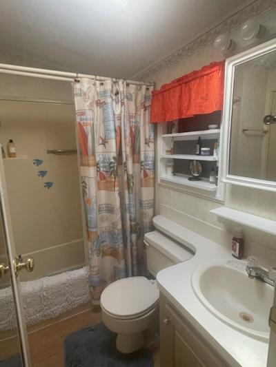 Photo 4 of 25 of home located at 8500 Ulmerton Rd. Largo, FL 33771