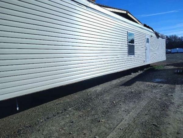 2013 LEXINGTON Mobile Home For Sale