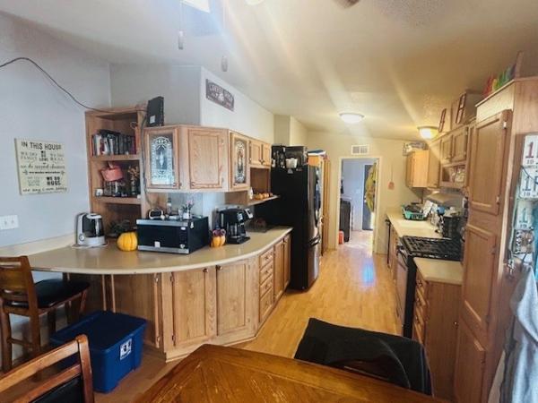 2002 Schult Manufactured Home