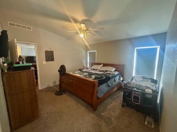 2002 Schult Manufactured Home