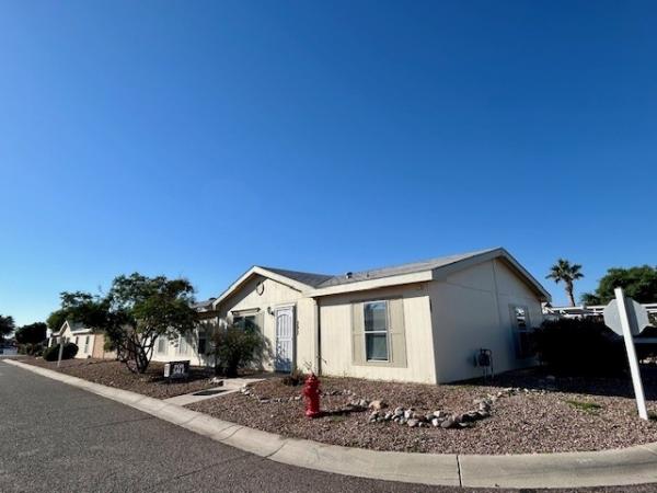 2002 Schult Manufactured Home