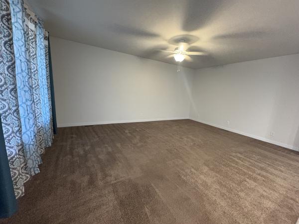 2020 Clayton 81SHN28523A Mobile Home