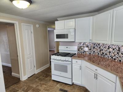 Photo 4 of 8 of home located at 14188 Dunstable Drive Shelby Township, MI 48315