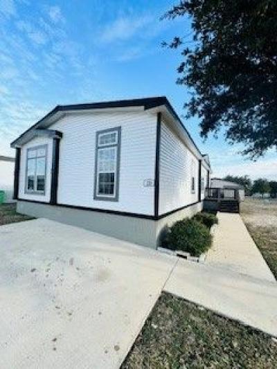 Mobile Home at 7151 Woodlake Pkwy #159 San Antonio, TX 78218