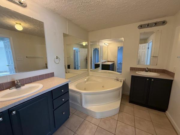 2002 CLAY CUM Mobile Home