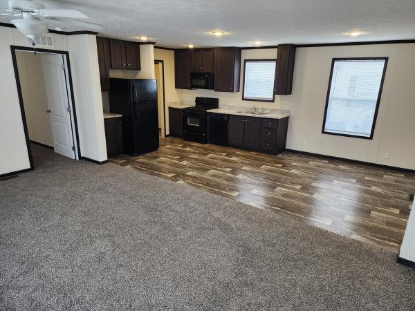 2019 Clayton 95PLH24523 Mobile Home
