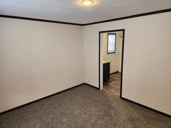 2019 Clayton 95PLH24523 Mobile Home