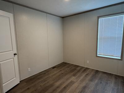 Photo 5 of 7 of home located at 1134 Scarlet Oak East Jackson, MI 49201