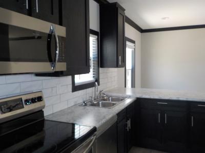 Photo 4 of 7 of home located at 11555 Culebra Road Site #555 San Antonio, TX 78253