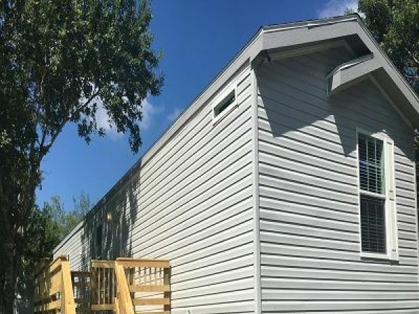 Photo 1 of 2 of home located at 9605 W Us Highway 90 Lot #20 San Antonio, TX 78245