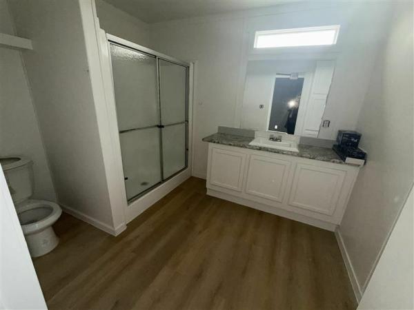 2021 Oak Creek Homes Inc Valley Classic Mobile Home