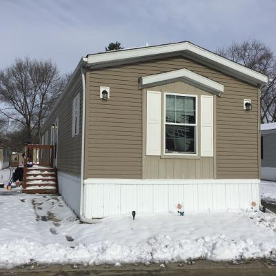 Photo 3 of 7 of home located at 46 East Woodstock Holland, OH 43528