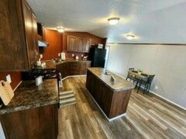 2015 Fleetwood Berkshire Mobile Home