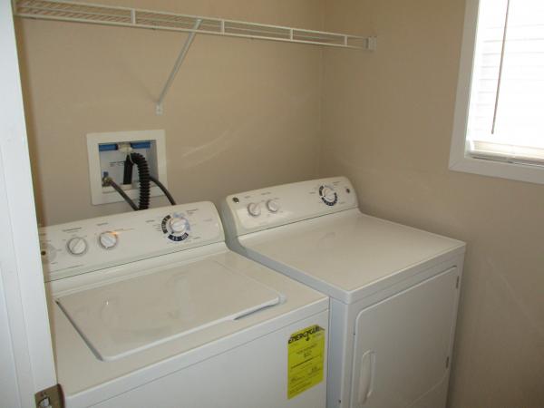 2012 Crest 81SUN16763 Mobile Home