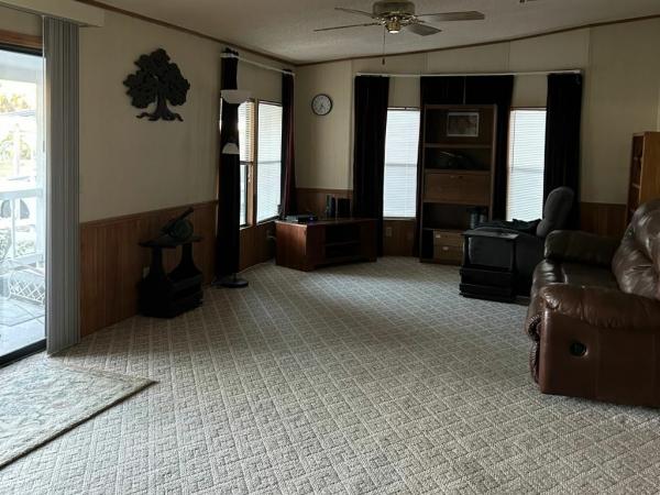 1987 Fleetwood Mobile Home