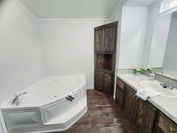 2023 Elliott Mobile Homes Solitaire Mobile Home