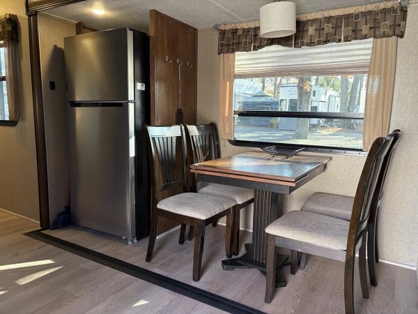 2018 Other 370FL Mobile Home