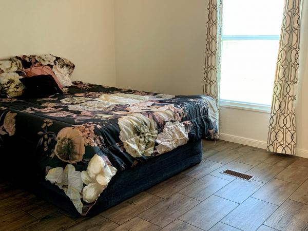 2023 Elliott Mobile Homes Solitaire Mobile Home